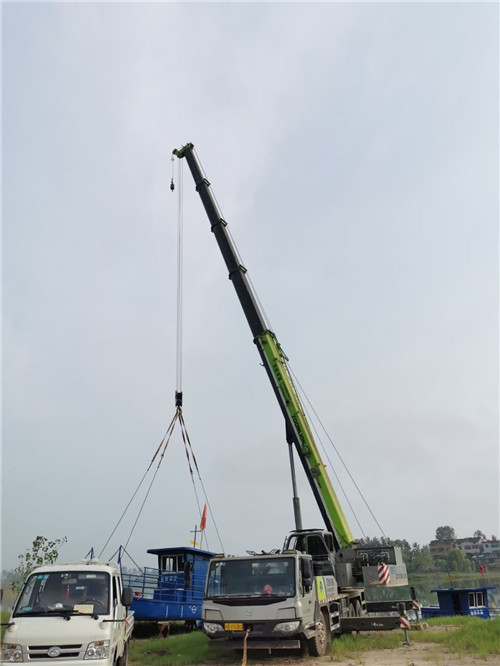 新乡市桥梁建设吊装案例